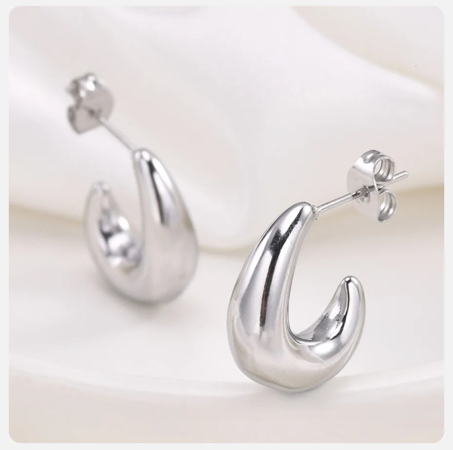 Ariel Minimalist Women Hoop Earrings