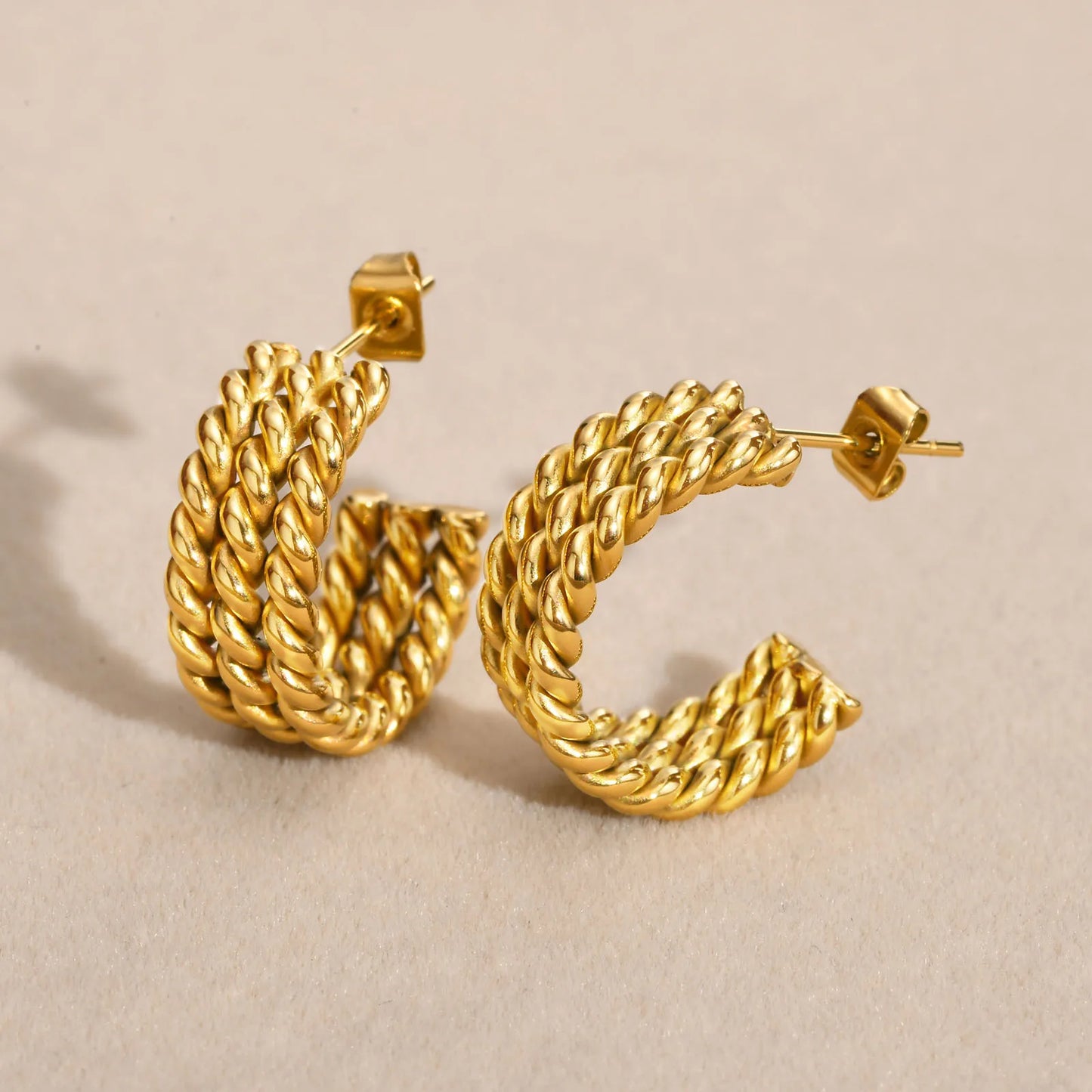 Ariel Chic Twisted Chain Hoop Earrings for Women